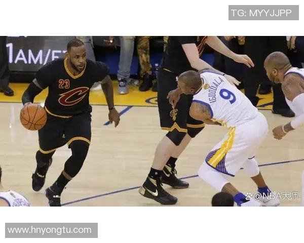 4月3日NBA激战步行者对决骑士双方全力争胜精彩瞬间不容错过 4月3日NBA激战步行者对决骑士双方全力争胜精彩瞬间不容错过