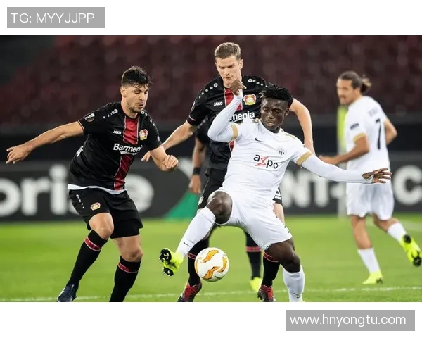 德甲门兴格拉德巴赫迎战强敌全力争胜的精彩对决