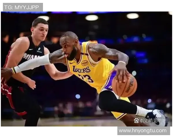 湖人加时遗憾落败猛龙122比129球迷见证精彩对决与激烈反扑