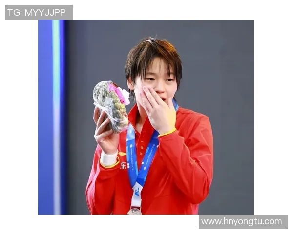 10万人观看！全红婵直播首秀，夸大作揖感谢网友：谢谢老板，发大财